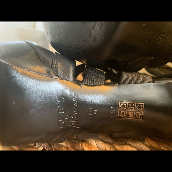 Like new Size 8.5 Guess heels - Picture 4 of 5